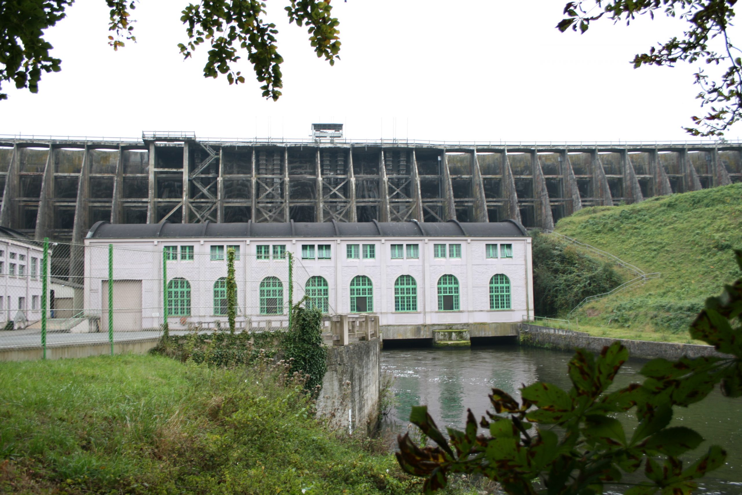 Demolition of the Roche Qui Boit Dam scheduled for 2021