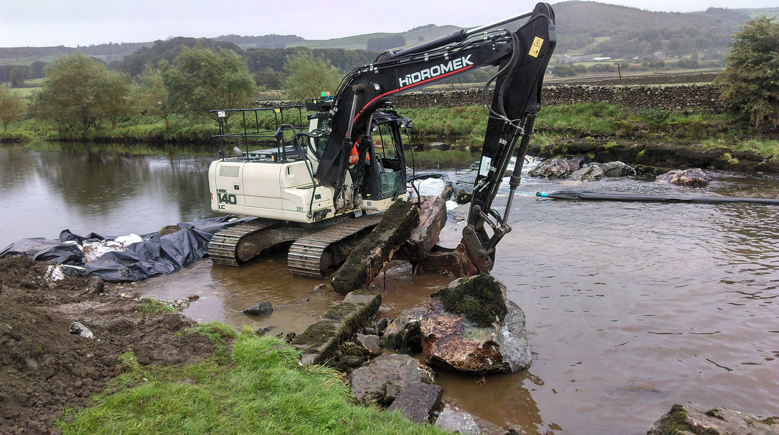 Ribble Rivers Trust remove yet another weir!
