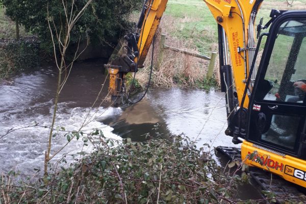 Weir removal in the River Tiffey at Wymondham Norfolk 3